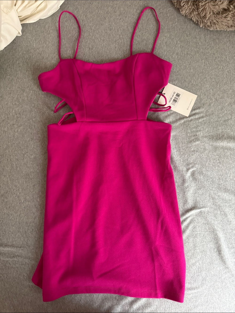 HELLO MOLLY CHATEAU LOVE DRESS PINK
